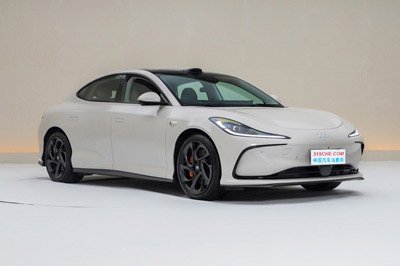 2024款  710km 后驱Max长续航欧版